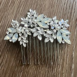 ✨ Bridal Hair Comb ✨